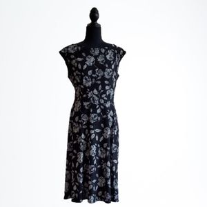 BLACK AND WHITE FLORAL PATTERN JONES STUDIO MIDI DRESS ( SIZE 12)